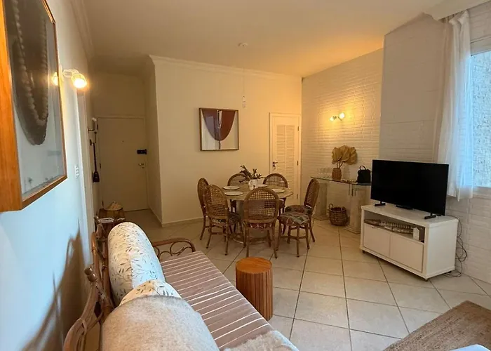 Apartamento De Frente Para O Mar Na Pitangueiras Guarujá